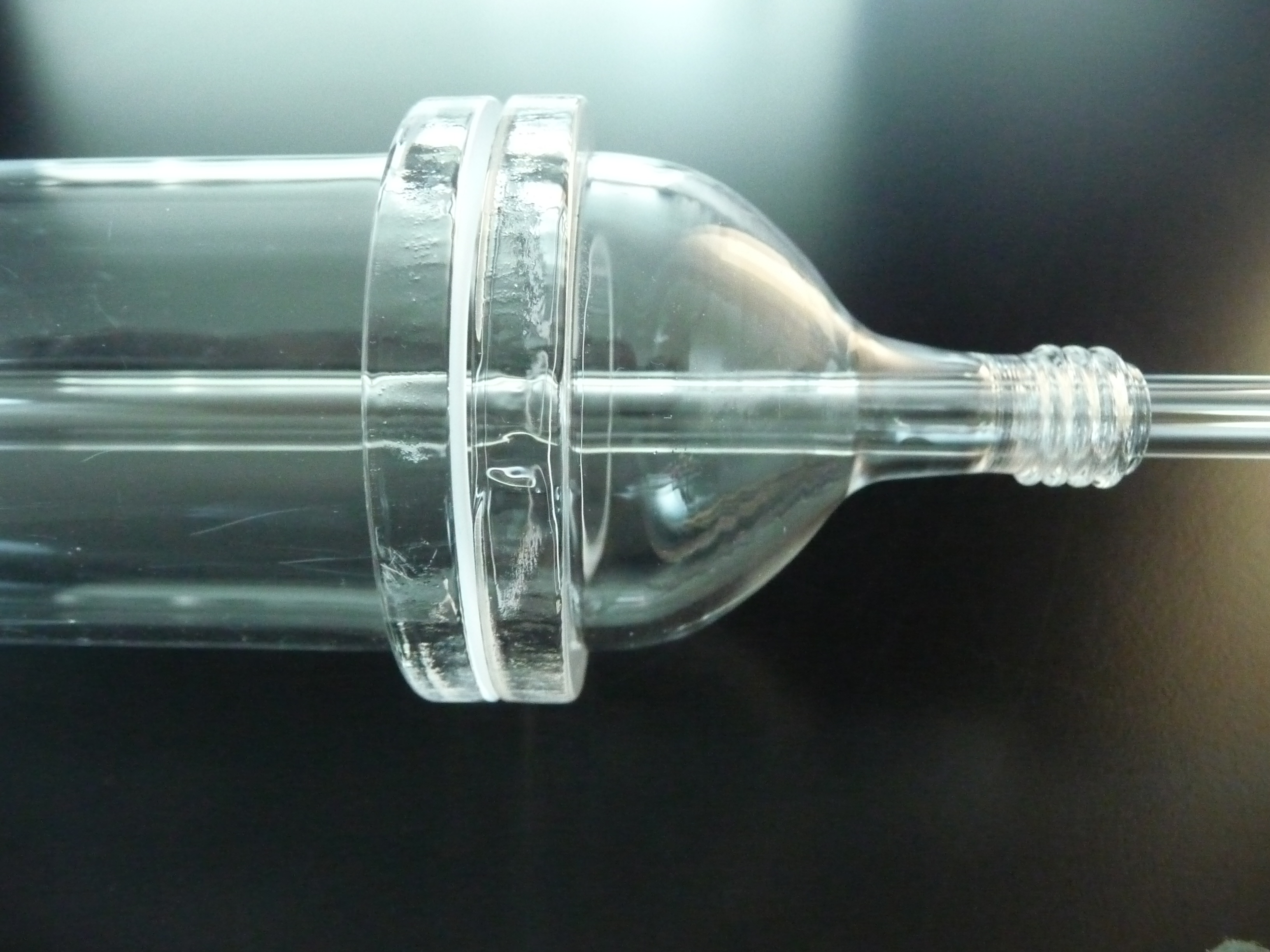 Tube de four avec couvercle de bride en verre de quartz.